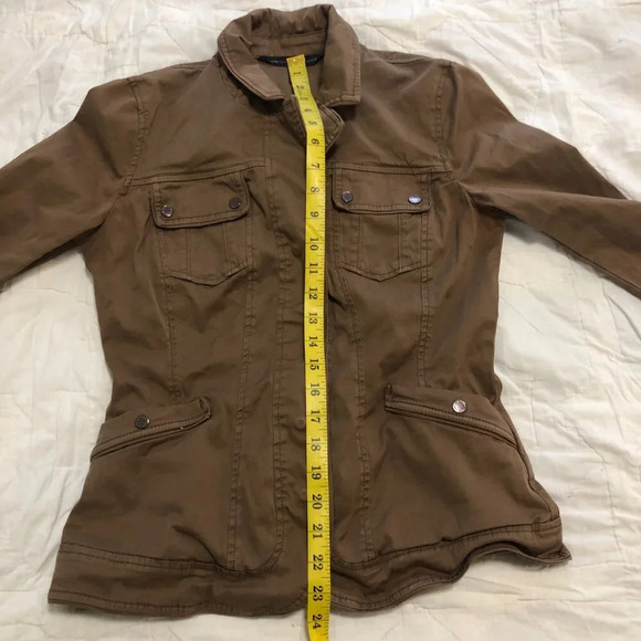 3/$25 ❥ White House Black Market Cargo Cotton Jacket Anorak Light Brown Size 4 - Picture 8 of 9
